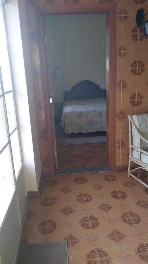 São João del ReiFlat Em Local Tranquilo, Com Garagem Dois Quarteiroes Do Centro Historico, 15 Min De Tiradentesアパートメント エクステリア 写真